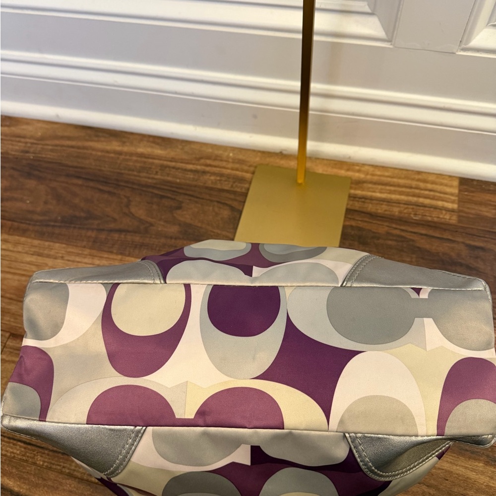 Coach Optic Scarf Print Carry-All - Picture 8 of 12
